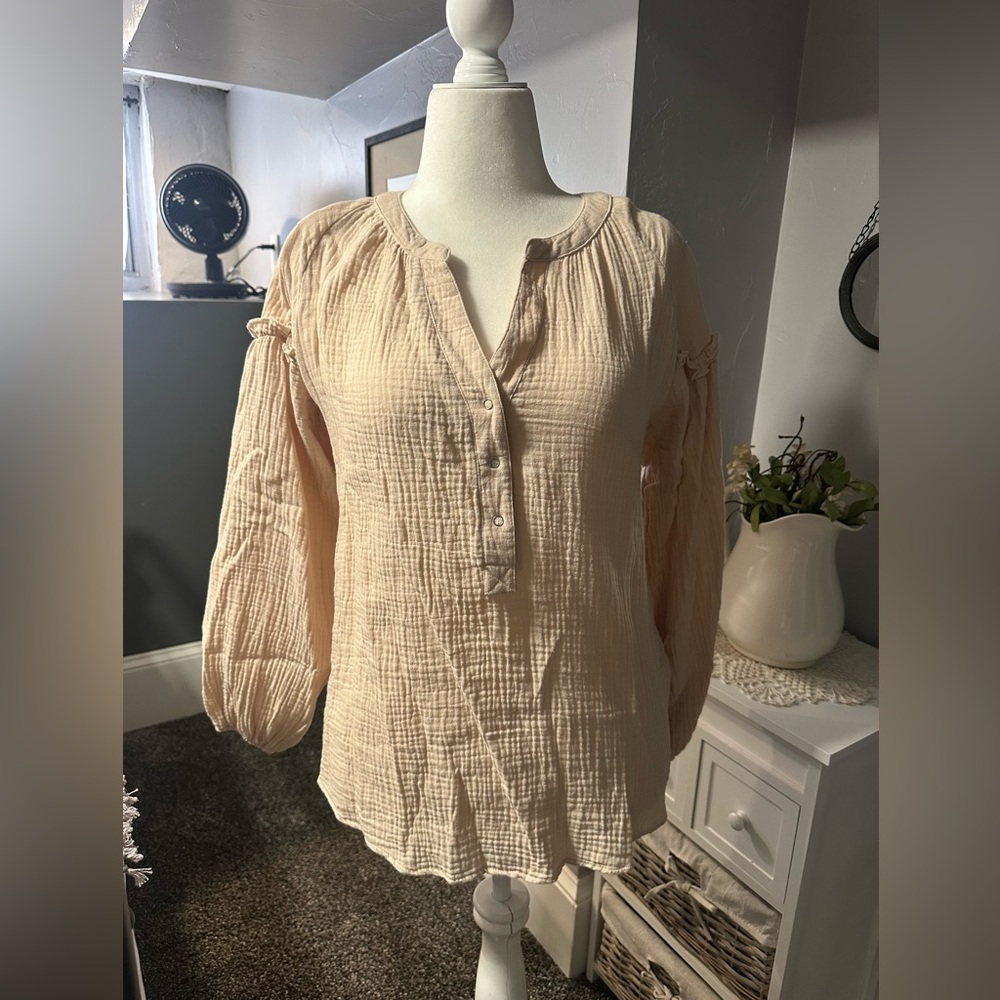 Women's 100% Cotton Cream Snap-Up Blouse